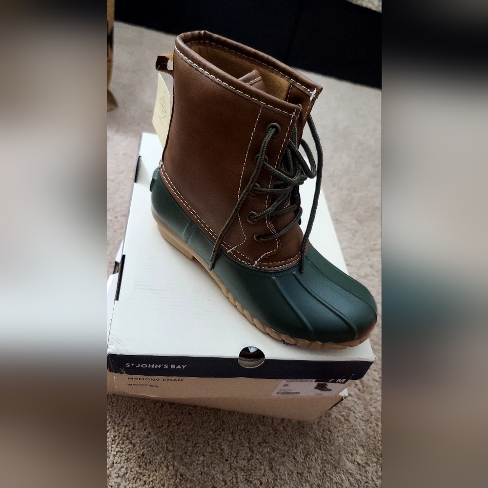 St John's bay womens rain boots